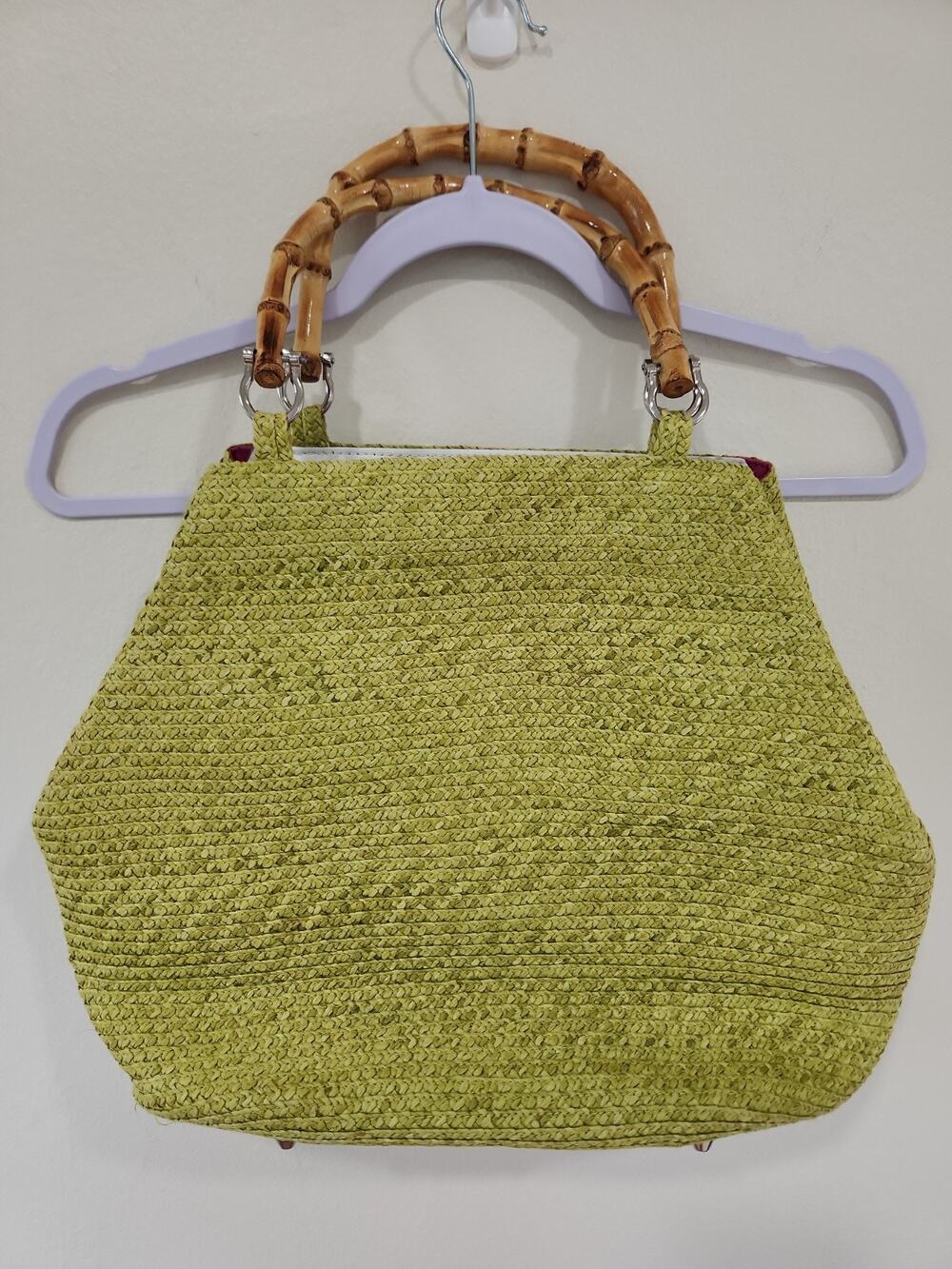 Betmar New York Woven Wicker Straw Bag Purse Satchel Geeen Wood Handle